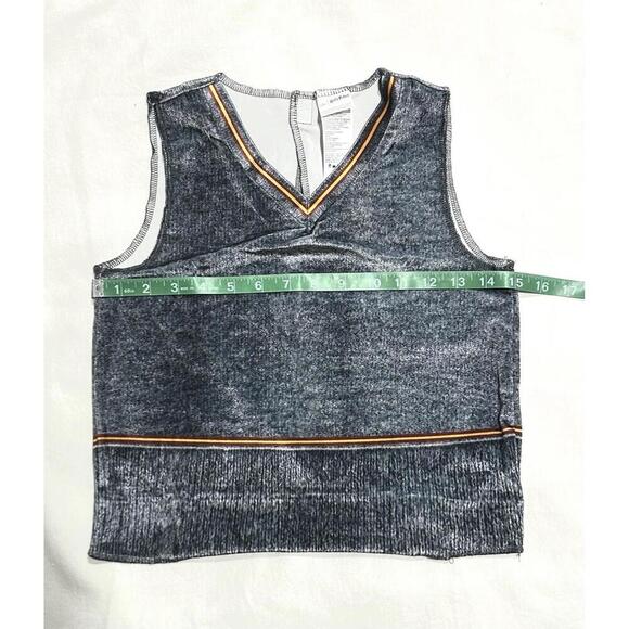 Harry Potter Child Gryffindor Costume Accessory Lot Sweater Vest  Only - Picture 4 of 8